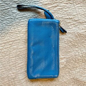 COACH NWOT Blue Pebble Leather Phone Wallet